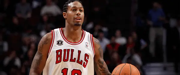 Bulls Trade James Johnson to Toronto for 1st Round Draft Pick