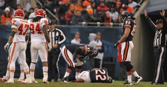 It was a team effort, fellas...you all suck. 1 bears chiefs matt forte injury e1323037292339