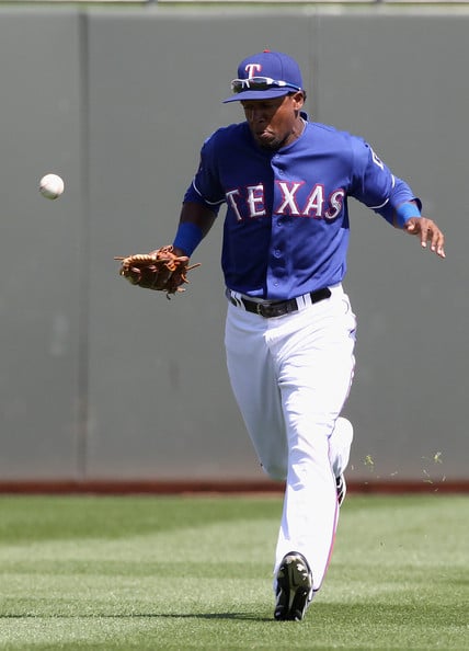 Chicago Cubs Claim Julio Borbon Off Waivers; Designate Alberto Gonzalez for Assignment
