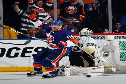 Blackhawks Need to Add Forwards 1 A forward the Blackhawks should pursue is the Islanders' Brad Boyes (Bruce Bennett/Getty Images).