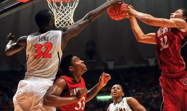 Joseph Bertrand’s first 20-10 night fuels the 86-62 Illinois victory over Jacksonville State