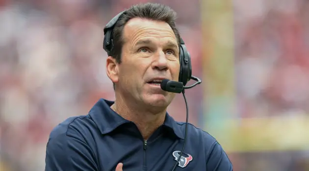 Report: Chicago Bears interested in Gary Kubiak