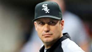 Chicago White Sox: Second half questions 1 Will Robin Ventura hang on to his job if the White Sox continue to scuffle?