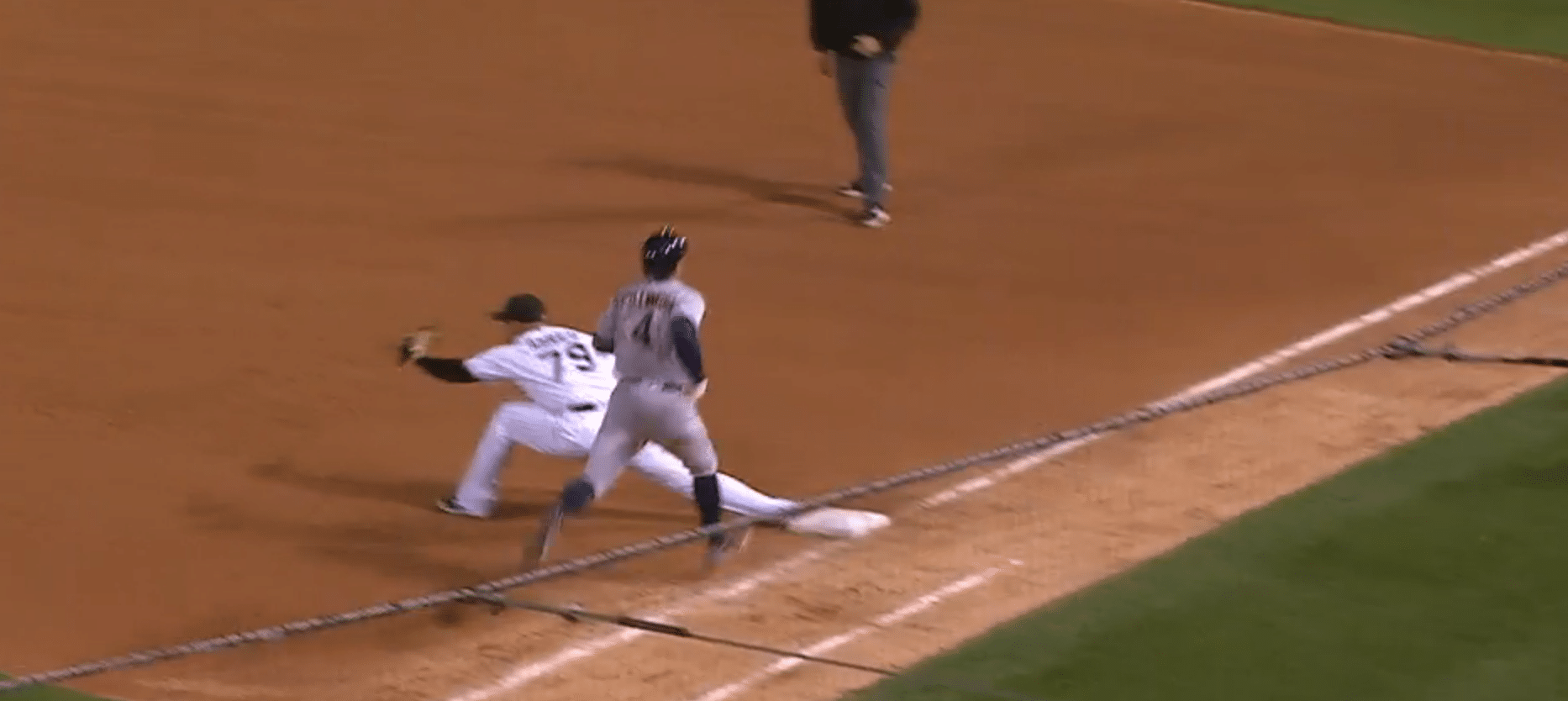 VIDEO: White Sox turn another triple play