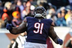 Report Eddie Goldman dealing with injury Chicago Bears sign two practice squad players featured img Report Eddie Goldman dealing with injury Chicago Bears sign two practice squad players featured img