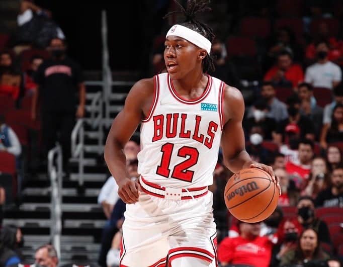 Ayo Dosunmu of the Chicago Bulls drives to the basket over Alperen News  Photo  Getty Images