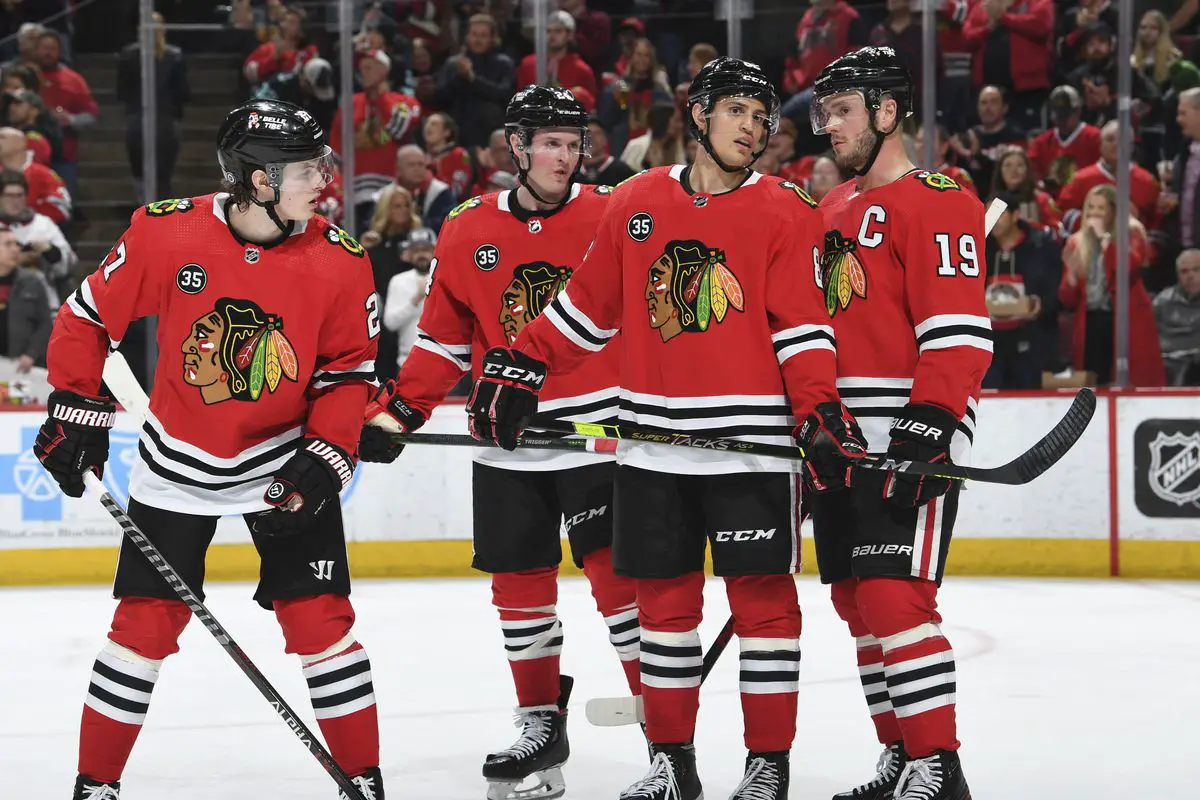 Blackhawks begin dismantling, trade Alex DeBrincat and Kirby Dach