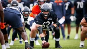 Report: Chicago Bears offensive line sees a major shakeup with 1st team 1 Chicago Bears