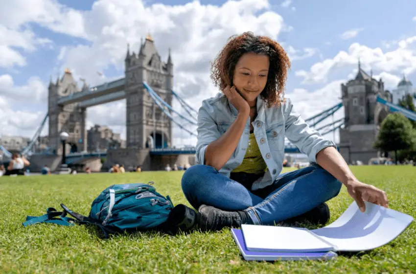 10 Compelling Reasons to Study Abroad