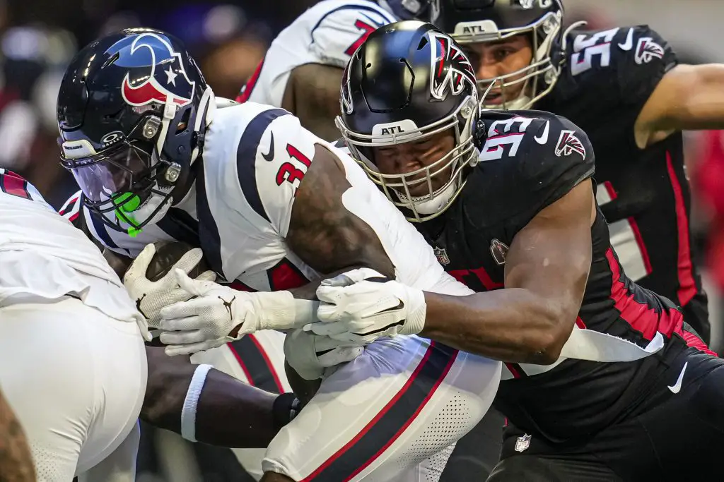 Chicago Bears 5 Free agent targets who can strengthen the roster