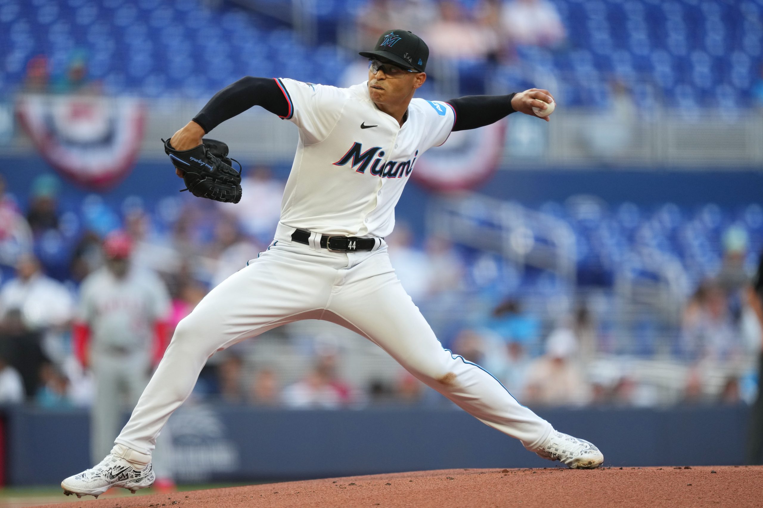Chicago Cubs already looking for bullpen help with this NL East team