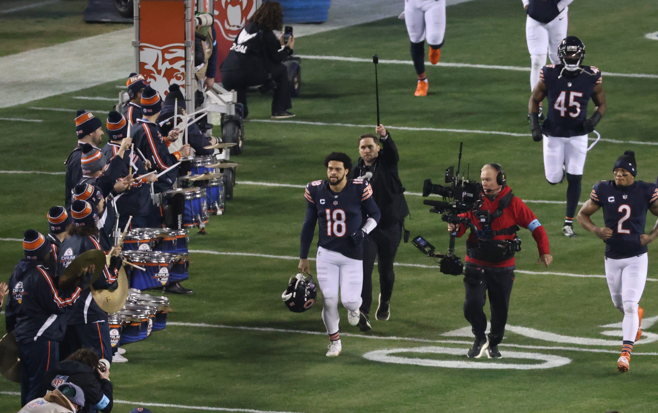 Chicago Bears linebacker dominates Caleb Williams at OTAs