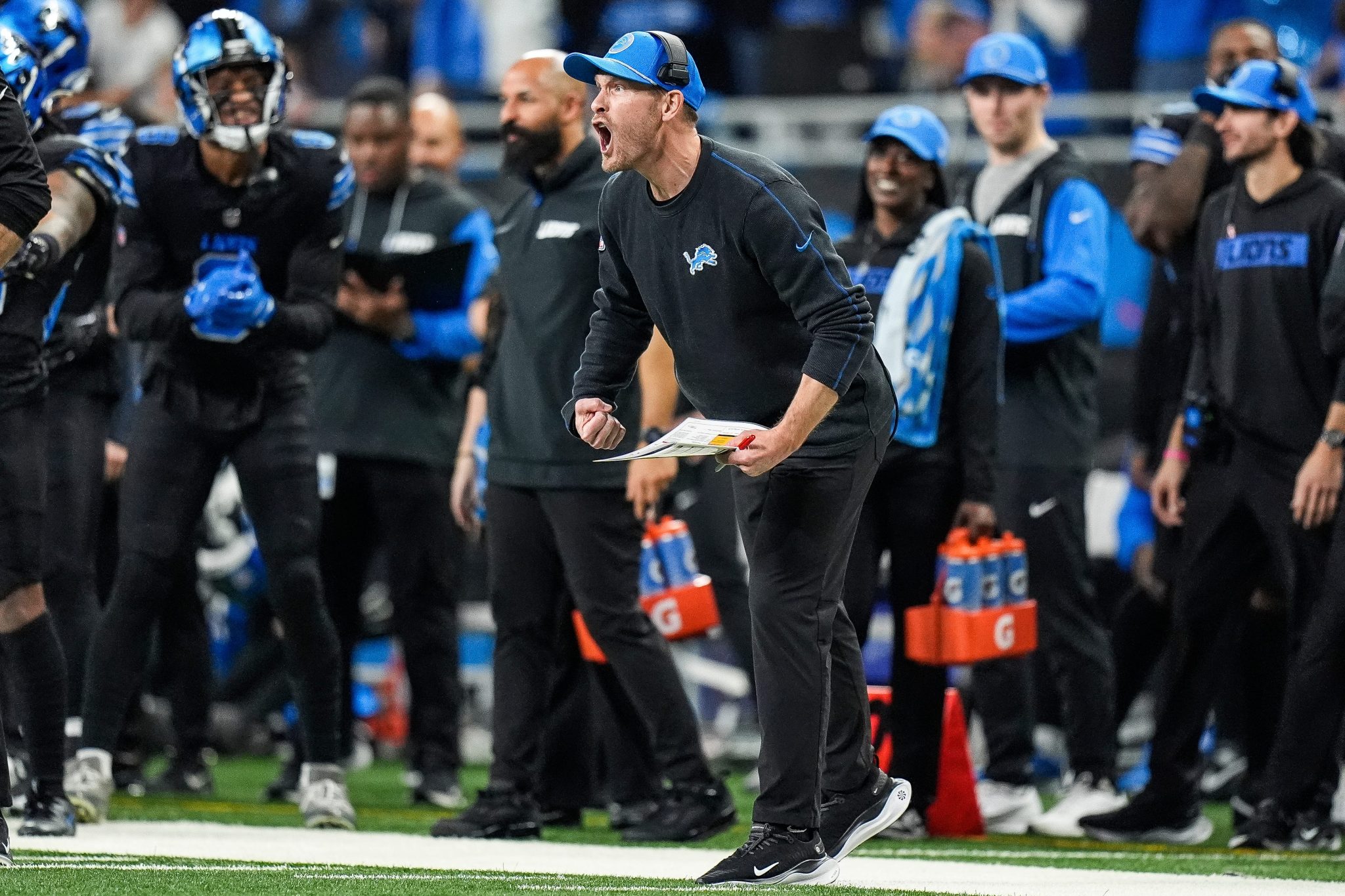 A top Chicago Bears coaching candidate will interview with 4 teams in total