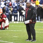 Chicago Bears rookie hit with 'old ass man' taunt from Eric Bieniemy 2 New Chicago Bears running backs coach Eric Bieniemy