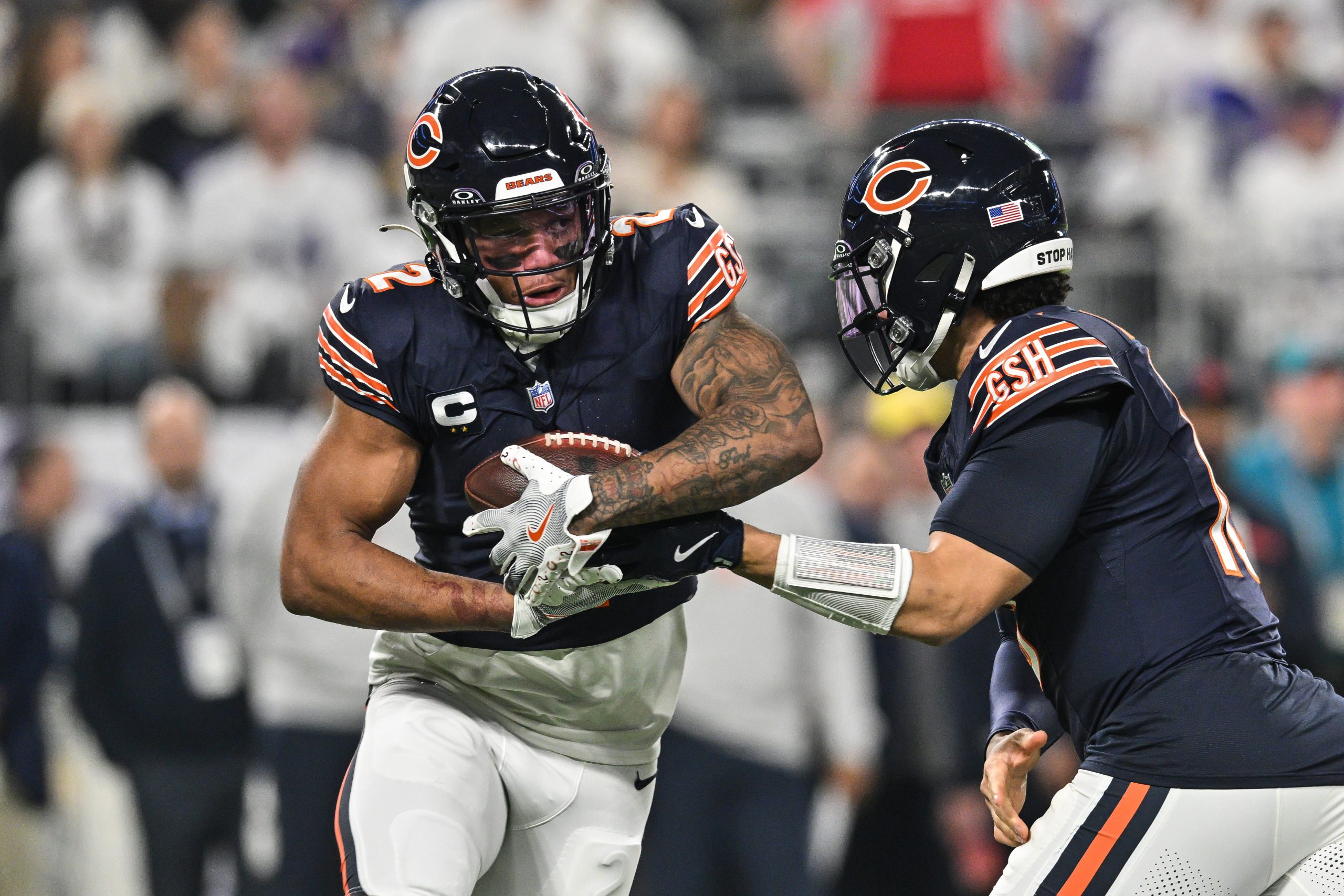 Chicago Bears post-draft NFL power ranking revealed 1 Chicago Bears Caleb Williams making a hand off to DJ Moore