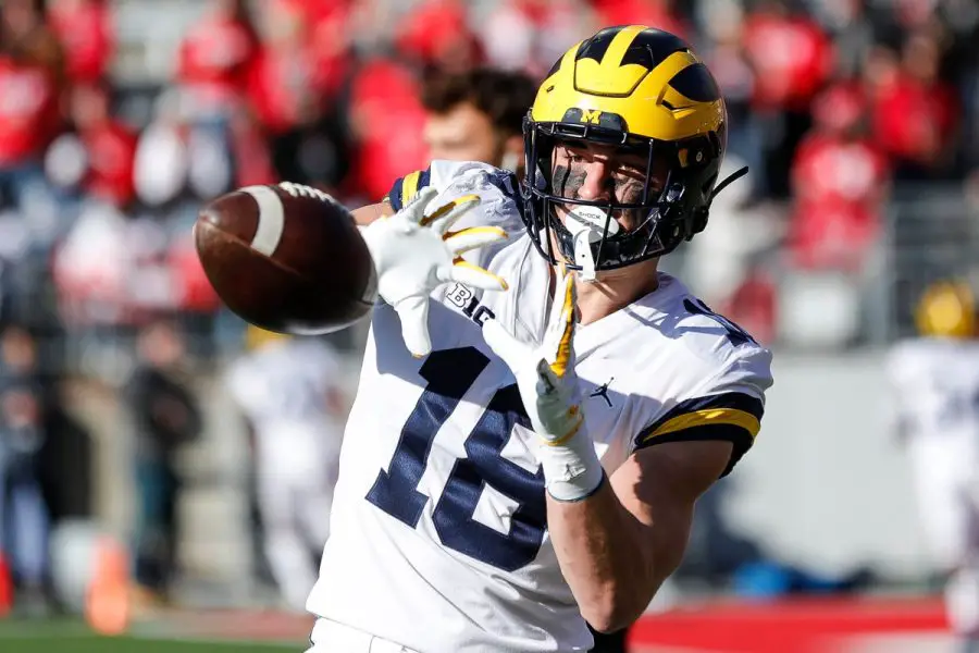 Syndication: Detroit Free Press Michigan tight end Colston Loveland warms up before the game Nov. 26, 2022 against Ohio State at Ohio Stadium in Columbus.
