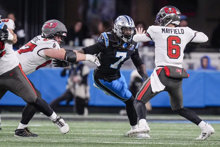 Panthers' crucial roster decision gives Chicago Bears new pass rush opportunity 1 Chicago Bears target Jadeveon Clowney