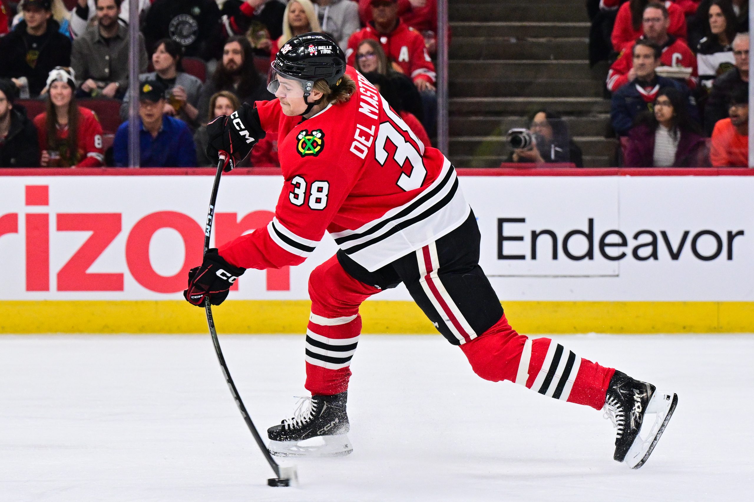 Chicago Blackhawks insider cautions against current tank job