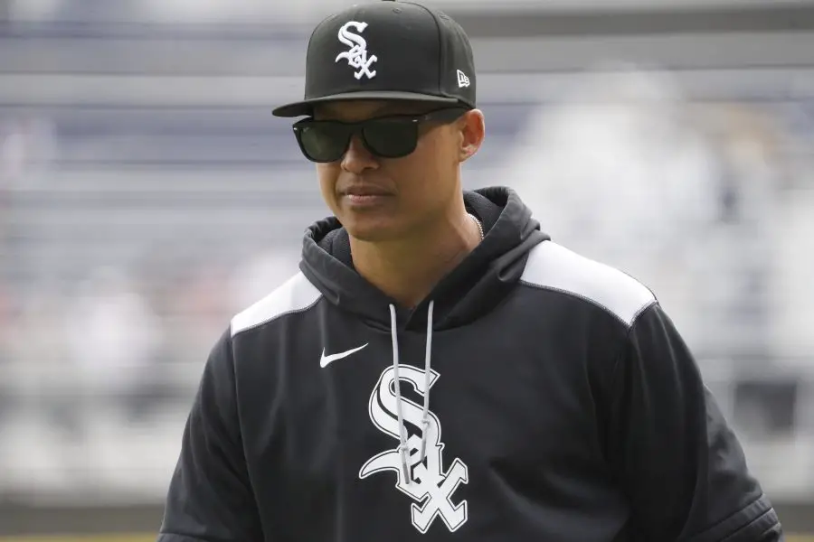 Chicago White Sox manager Will Venable (1) on the field before the game against the Los Angeles Angels at Guaranteed Rate Field.