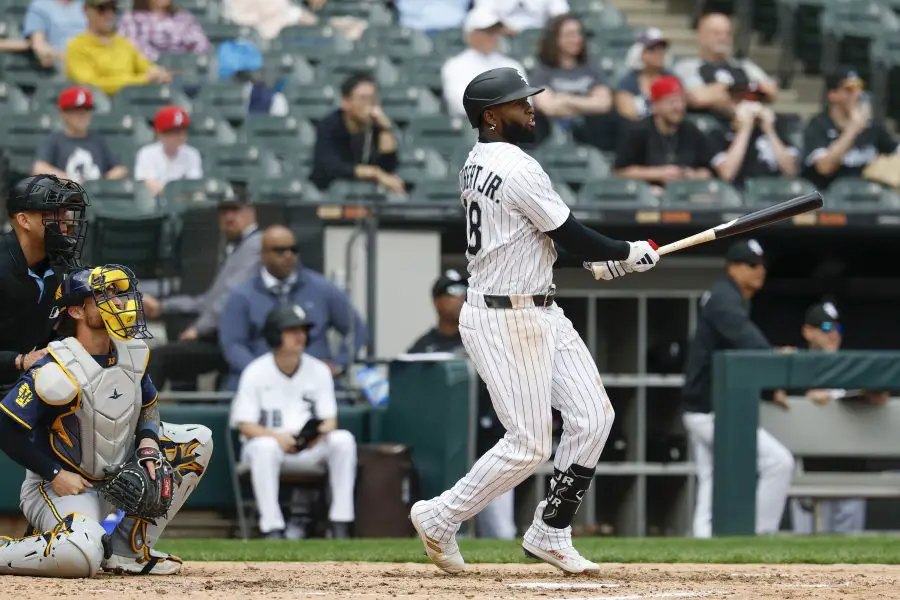 MLB: Milwaukee Brewers at Chicago White Sox MLB: Milwaukee Brewers at Chicago White Sox