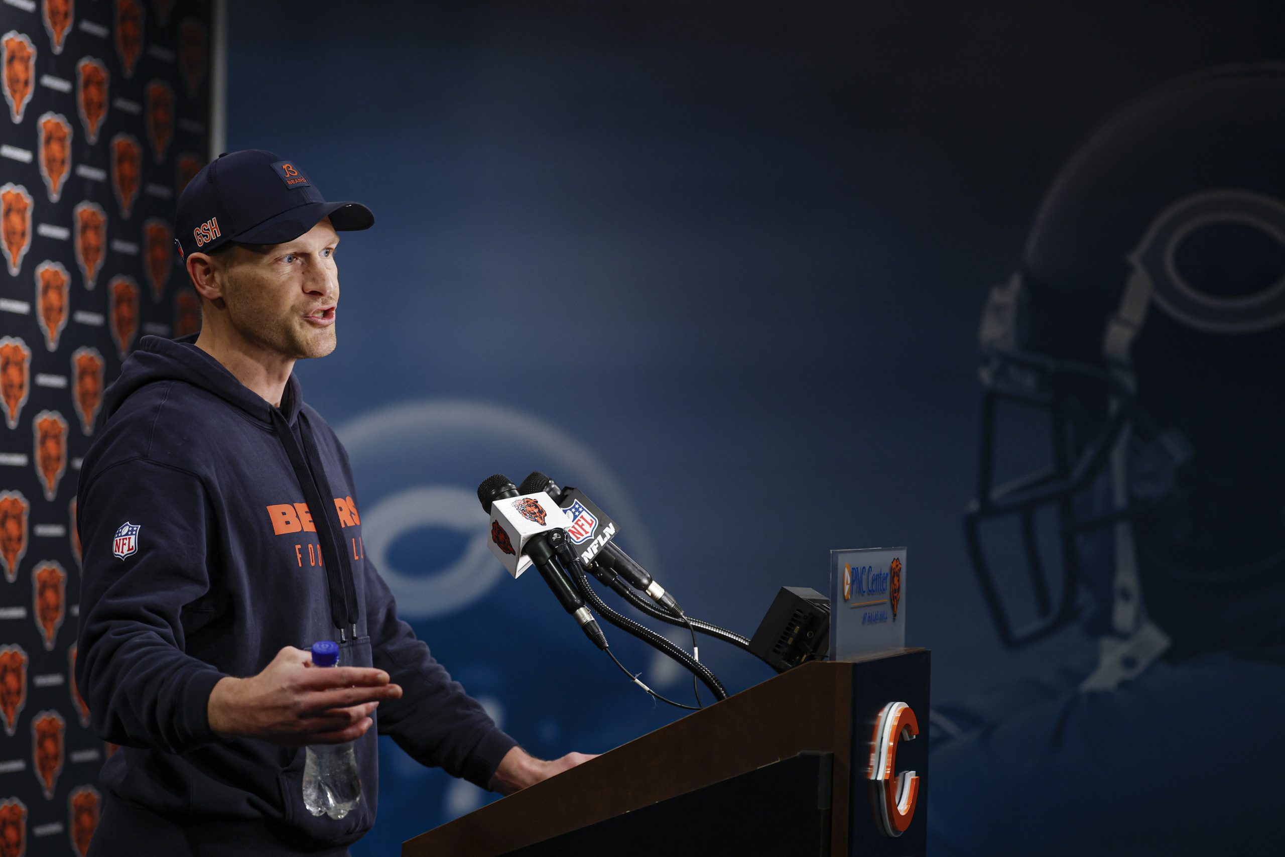 Chicago Bears’ Caleb Williams, Ben Johnson put on red alert by Adam Schefter