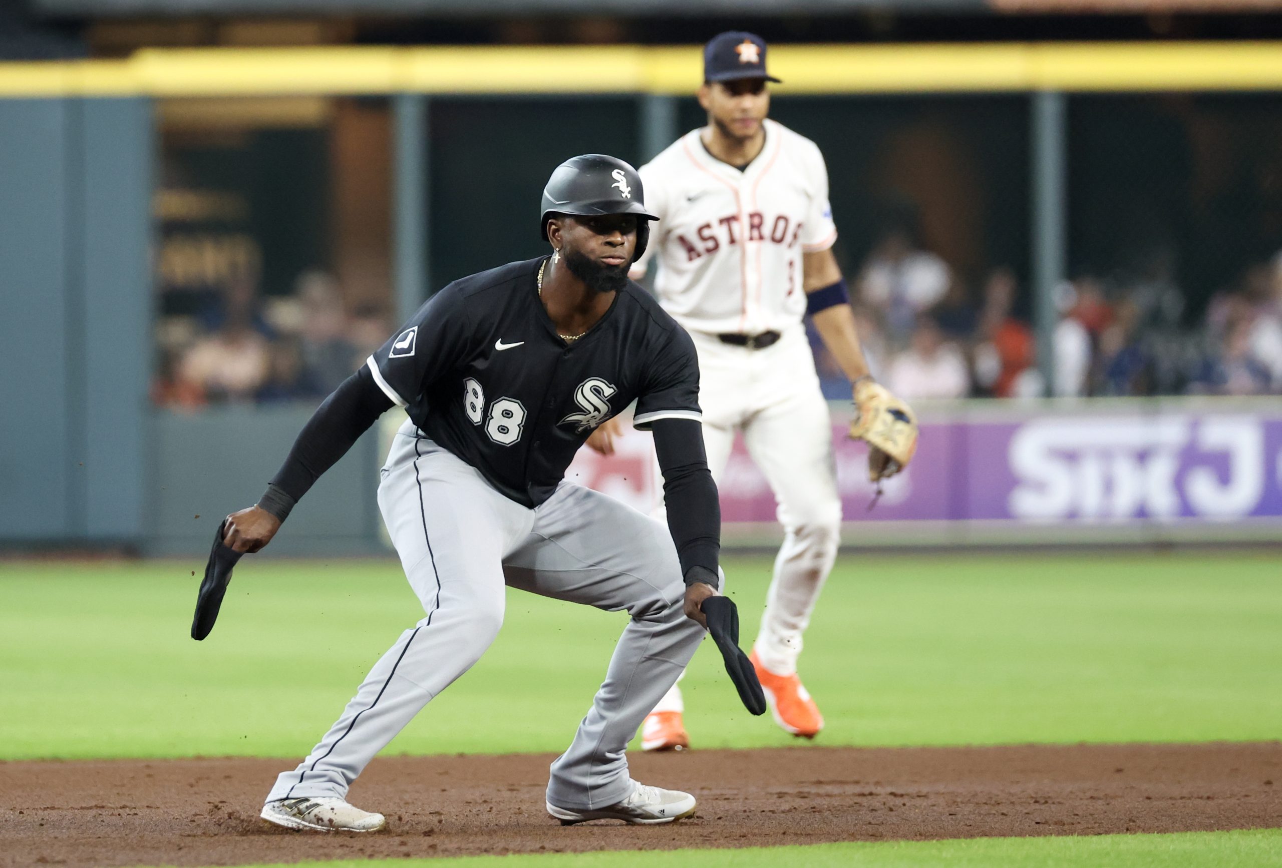 Chicago White Sox dealt shocking Luis Robert Jr update amid trade rumors
