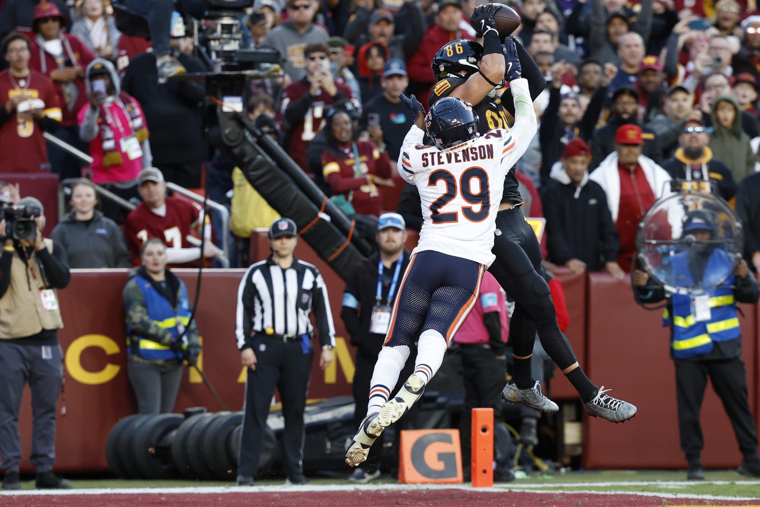 Chicago Bears Training Camp 2025: Key starting spot is up for grabs on defense