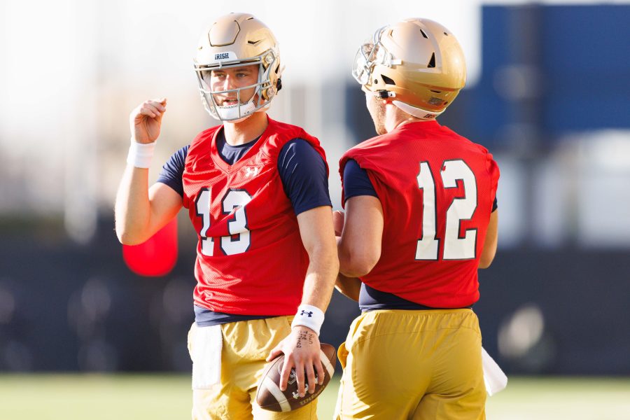 Syndication: South Bend Tribune Notre Dame quarterbacks CJ Carr (13) and Blake Hebert (12) during a Notre Dame football spring practice at Irish Athletic Center on Wednesday, March 19, 2025, in South Bend