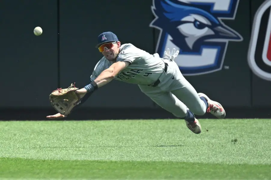 NCAA Baseball: College World Series Arizona v Louisville Chicago Cubs, Cubs News, MLB Draft