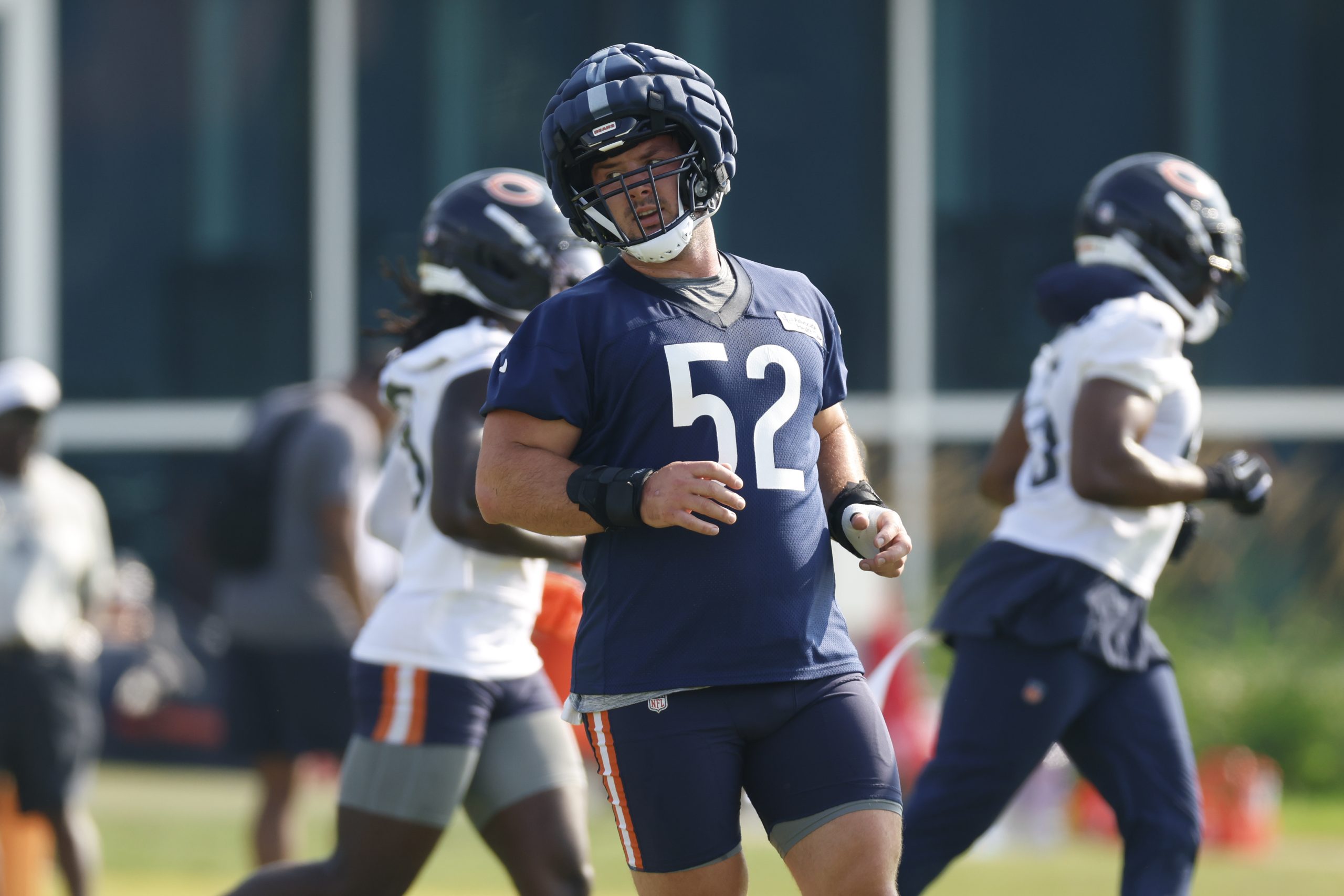 Chicago Bears have an offensive line problem surface at camp